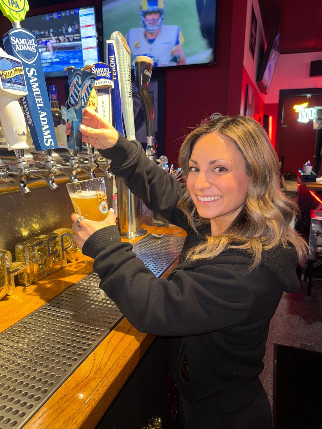 Sidelines Bar & Grill gallery photo 3